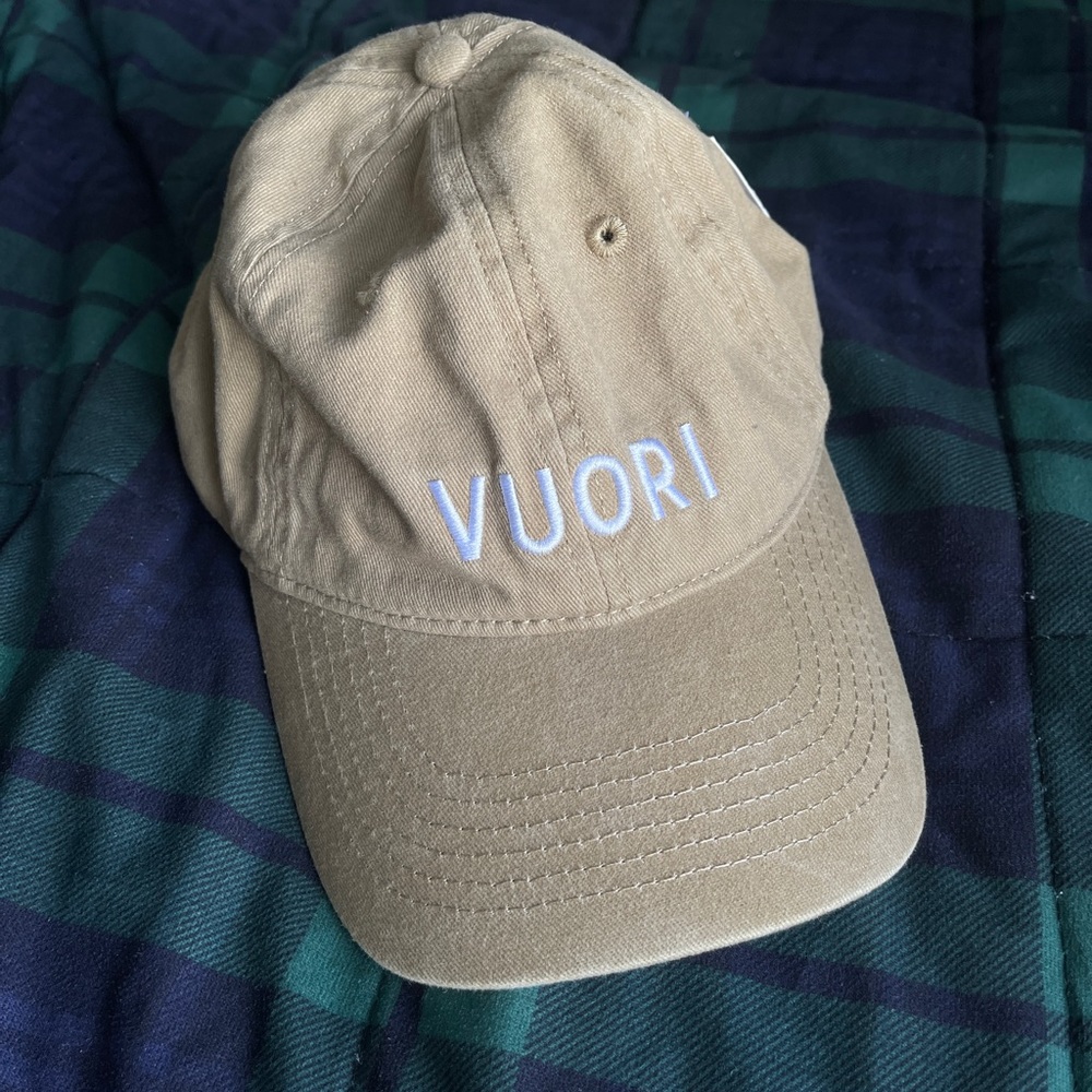 NWT Vuori Hat